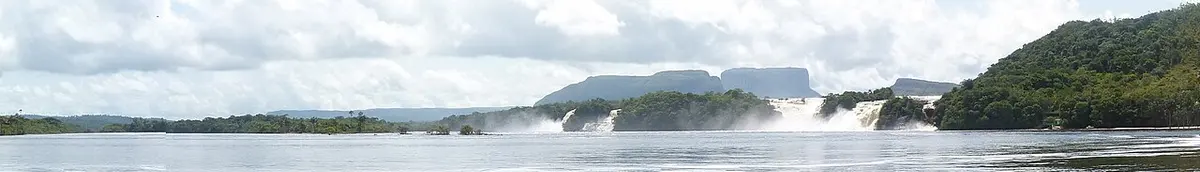 Venezuela Canaima lagoon